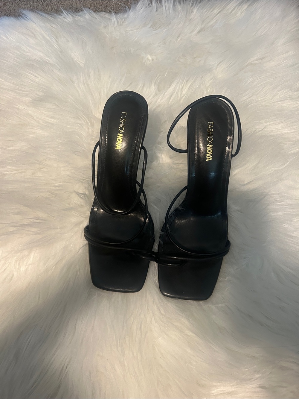 Fashion Nova Black Strappy Square-Toe Heels size 10
